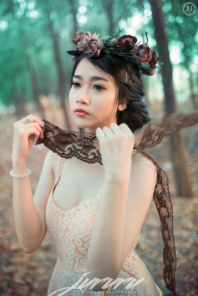 校草被小混混脱裤玩j出水